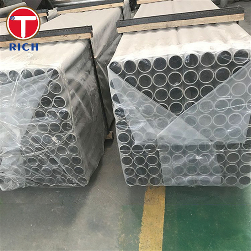 ASTM A872 أنابيب الفولاذ المقاوم للصدأ الأوستنيتية المصبوبة مركزياً للبيئات السامة