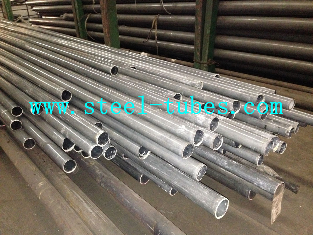 GB / T 8163 OD: 4-1200mm سلس أنابيب الصلب السائل 10 # 20 # Q345