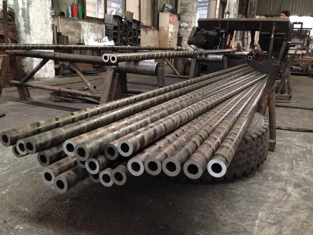 تخصيص سطح الجدار الثقيل أنابيب الصلب غير الملحومة الباردة مسحوب نوع OD 5-120mm