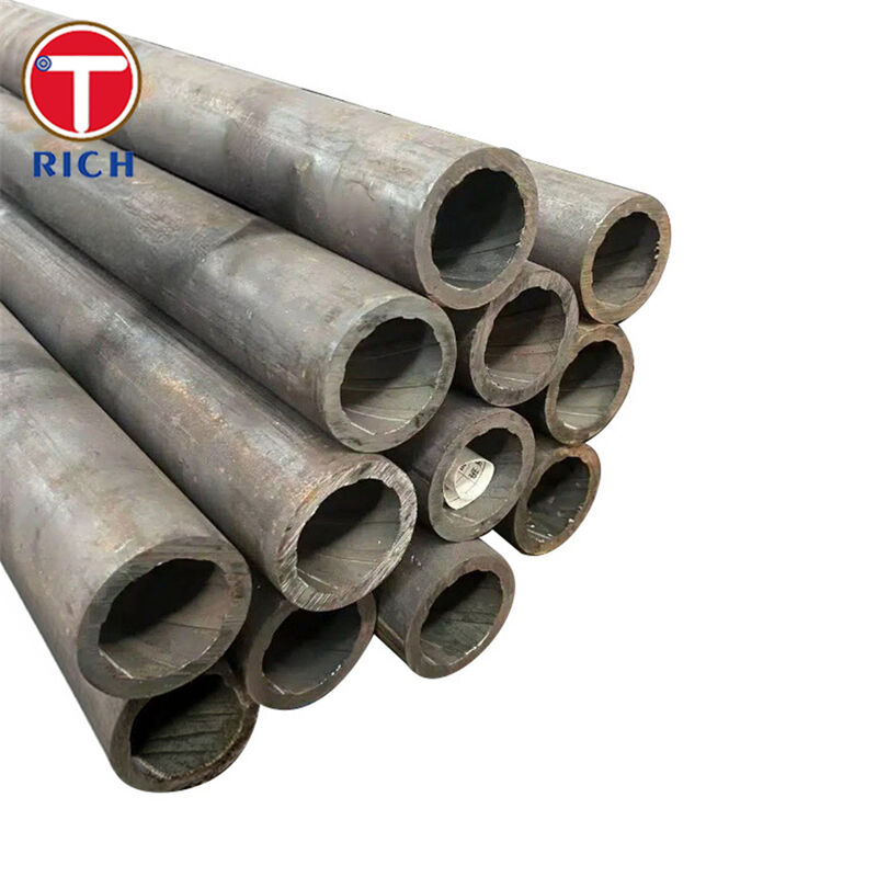 أنبوب مبادل حراري داخلي ملولب منخفض السبائك ASME SA213 الدرجة T12 بدون لحام بتصميم Cr-Mo وقطر خارجي 30-325 مم