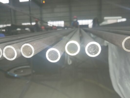 سعر جيد أنابيب مبادل حراري مسحوب على البارد ASTM A213 T5 الانترنت
