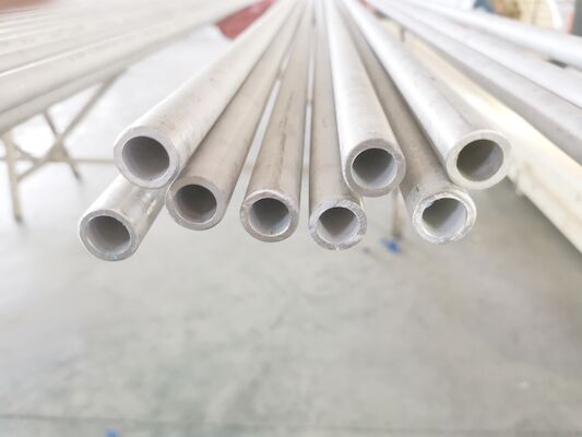 سعر جيد ASTM A213 أنابيب مبادل حراري غير ملحوم من الحديد الأوستنيتي الانترنت