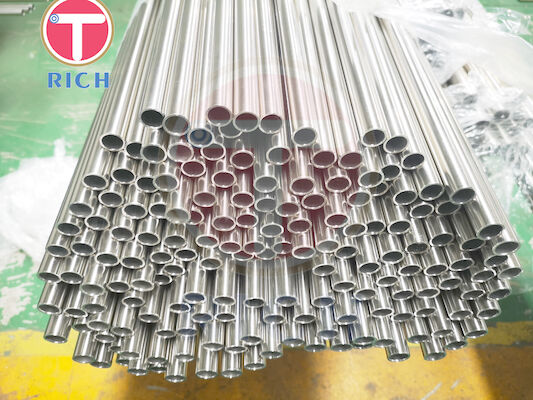 سعر جيد الأنابيب الفولاذية الإنشائية غير الملحومة ذات القطر الصغير ASTM A213 الانترنت