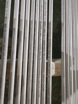 سعر جيد أنابيب المبادل الحراري ASTM A213 غير الملحومة SUS304 الانترنت