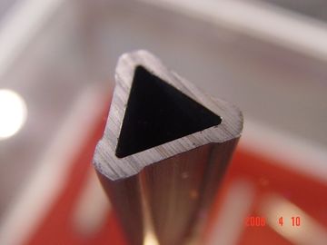 سعر جيد Machanical المخصصة الخاصة أنابيب الصلب، سلس أنابيب الصلب المثلث ST35، ST37، ST44، ST52 الانترنت